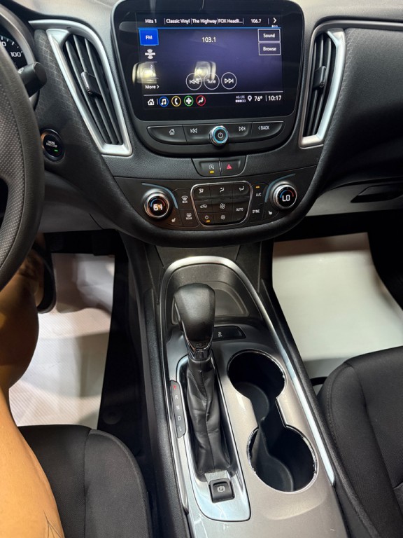 2022 Chevrolet Malibu Image 11