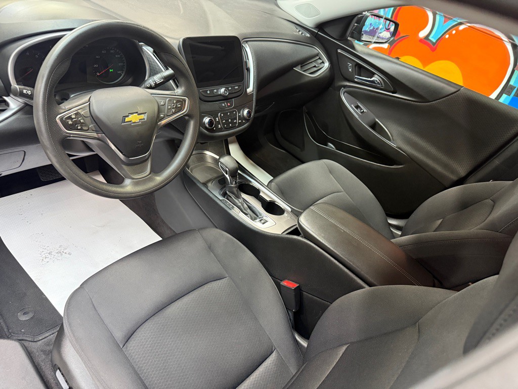 2022 Chevrolet Malibu Image 12
