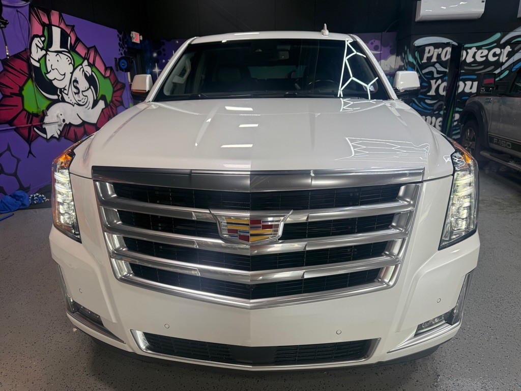 2016 Cadillac Escalade Image 4