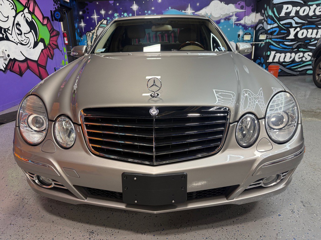 2008 Mercedes-Benz E-Class Image 4