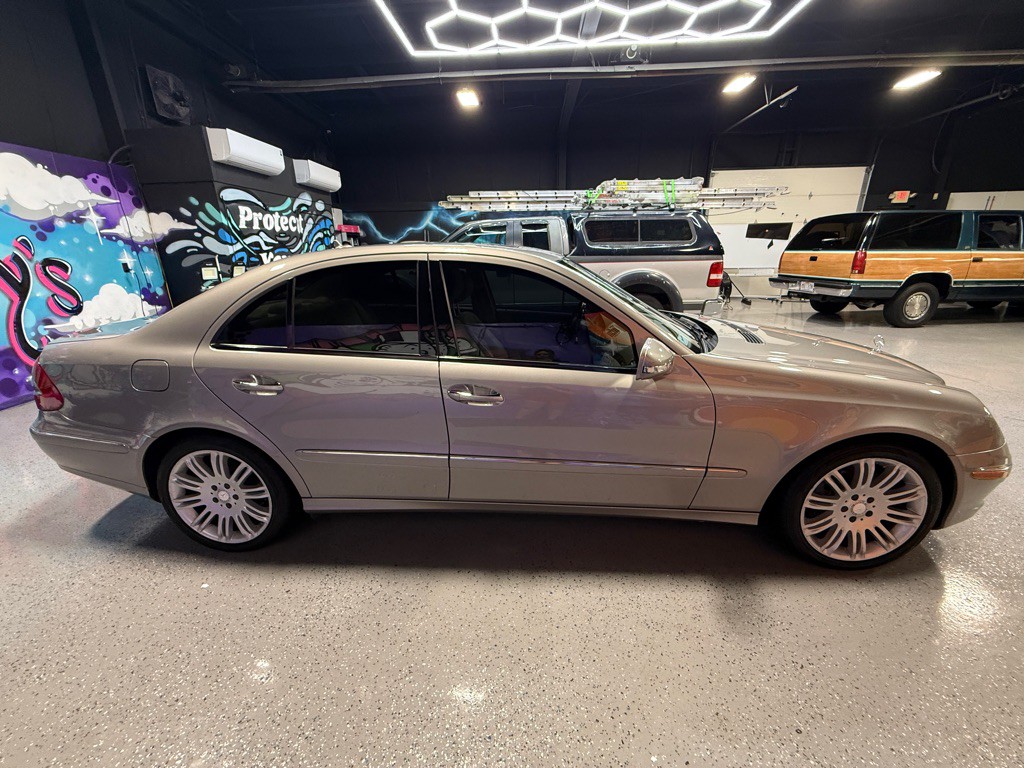 2008 Mercedes-Benz E-Class Image 7