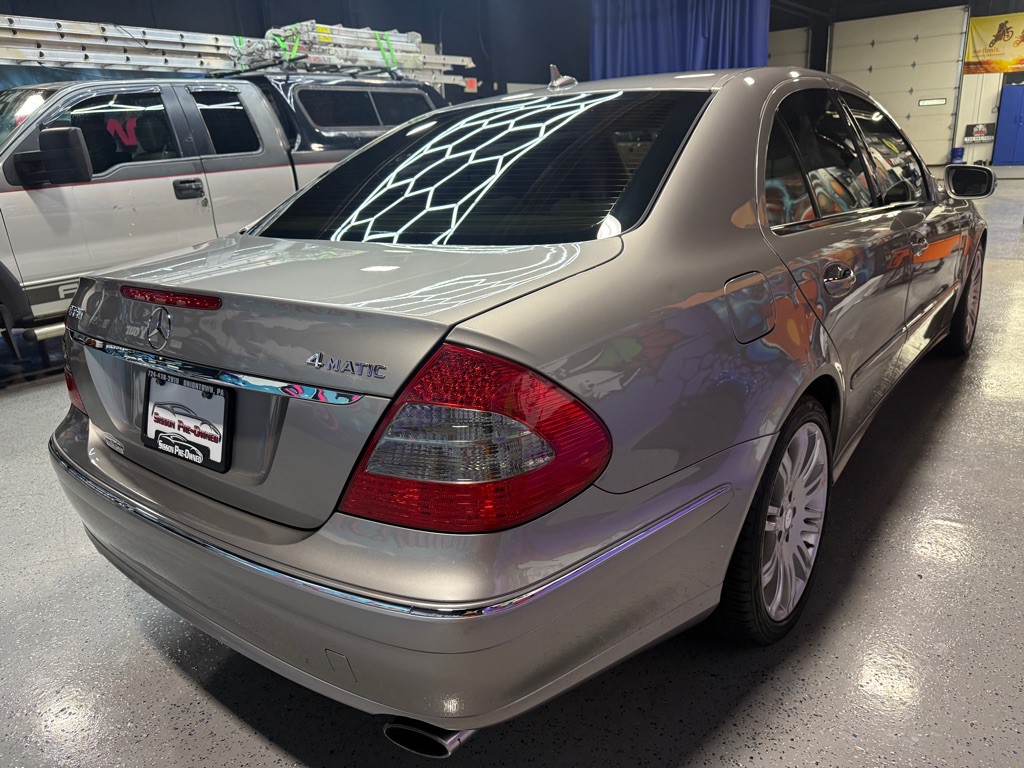 2008 Mercedes-Benz E-Class Image 8