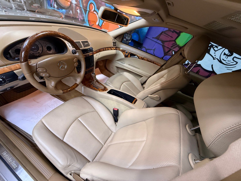 2008 Mercedes-Benz E-Class Image 9