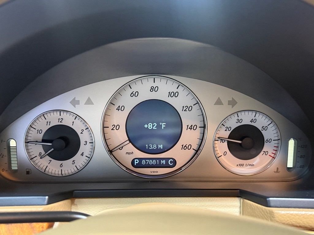 2008 Mercedes-Benz E-Class Image 14