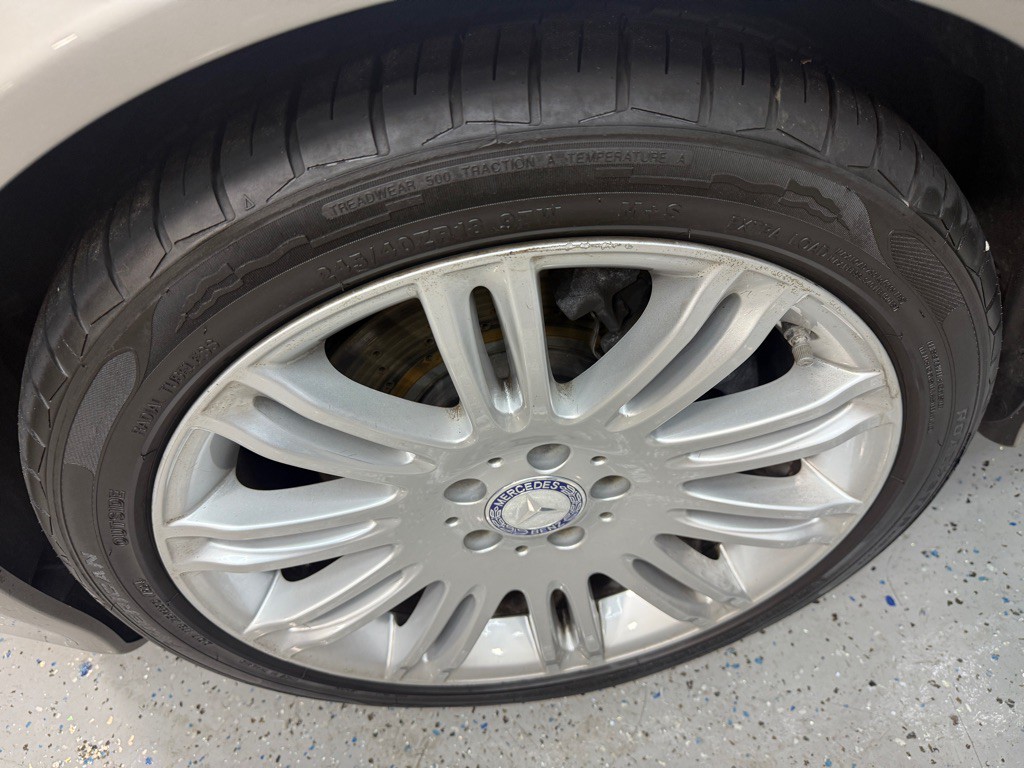 2008 Mercedes-Benz E-Class Image 23