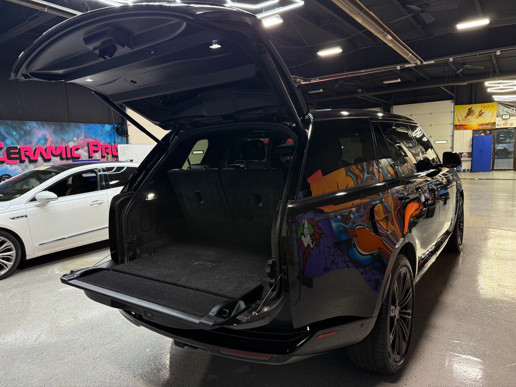 2025 Land Rover Range Rover Image 11