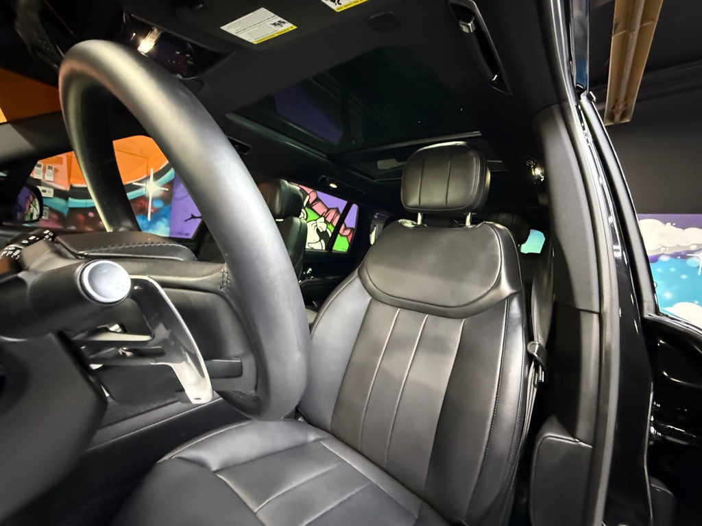2025 Land Rover Range Rover Image 23
