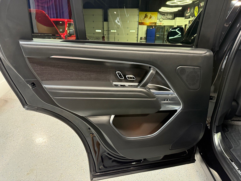 2025 Land Rover Range Rover Image 27