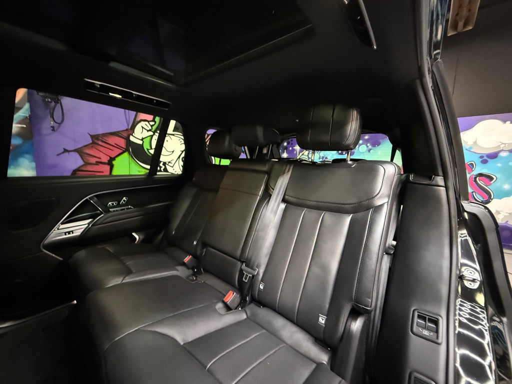 2025 Land Rover Range Rover Image 28