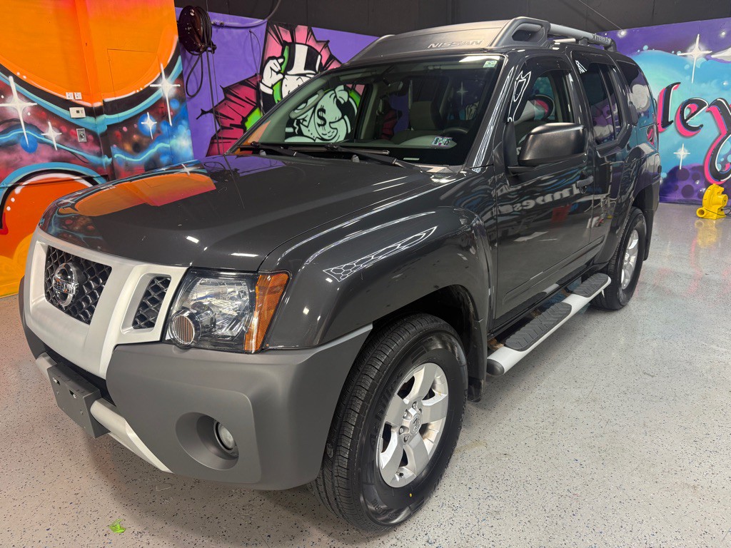 2010 Nissan Xterra Image 1
