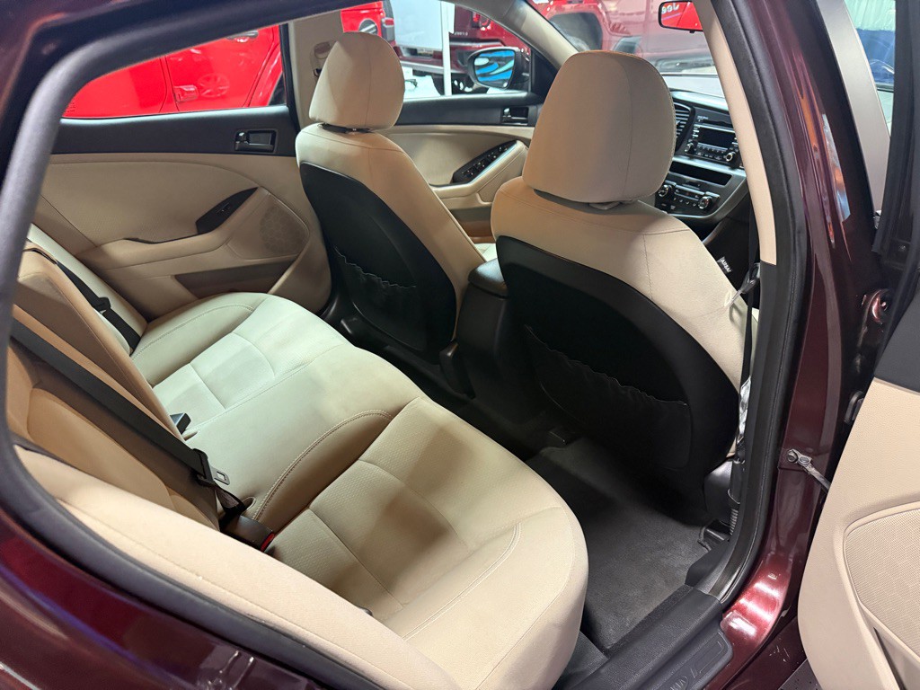 2012 Kia Optima Image 19