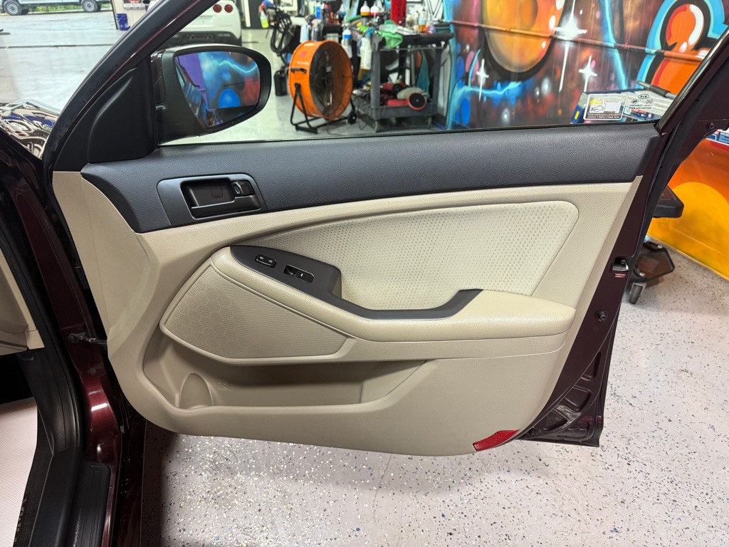 2012 Kia Optima Image 22