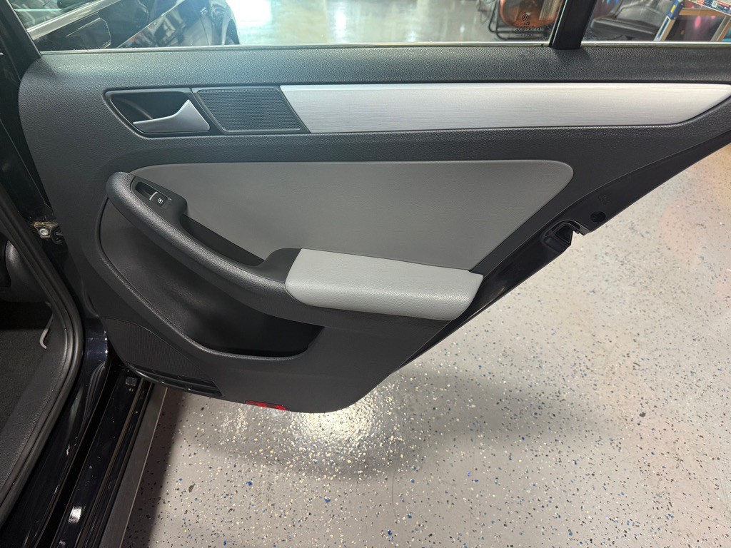 2014 Volkswagen Jetta Image 16