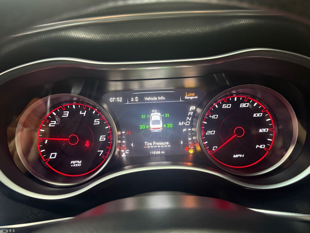 2015 Dodge Charger Image 12