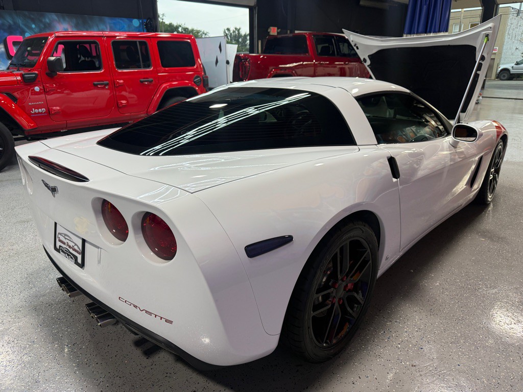 2007 Chevrolet Corvette Image 12