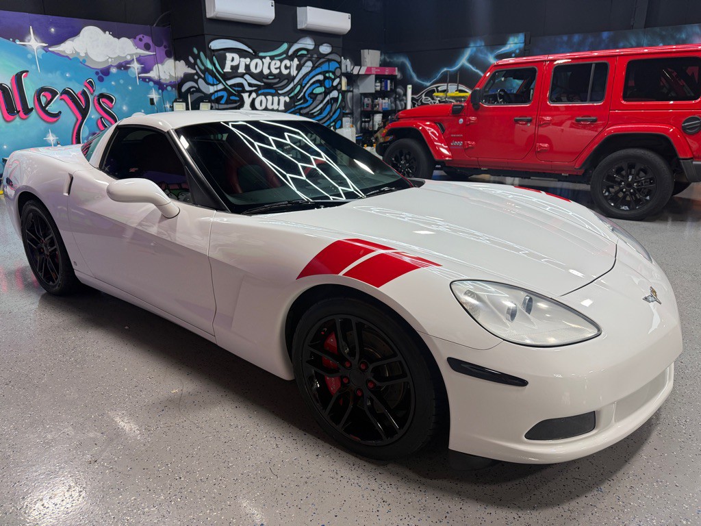 2007 Chevrolet Corvette Image 13