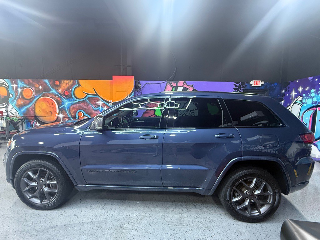2021 Jeep Grand Cherokee Image 2