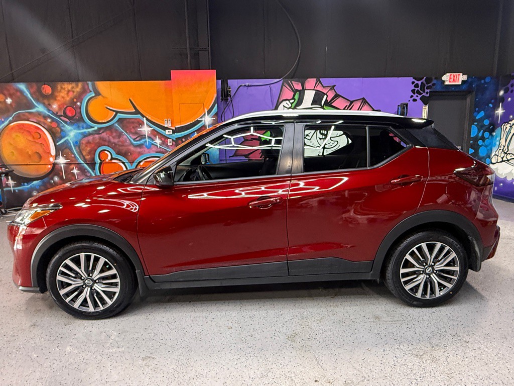 2021 Nissan Kicks Image 2