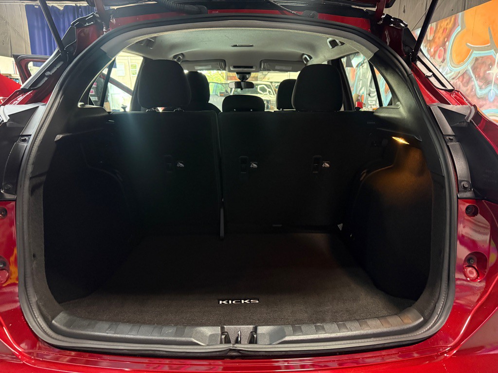 2021 Nissan Kicks Image 14