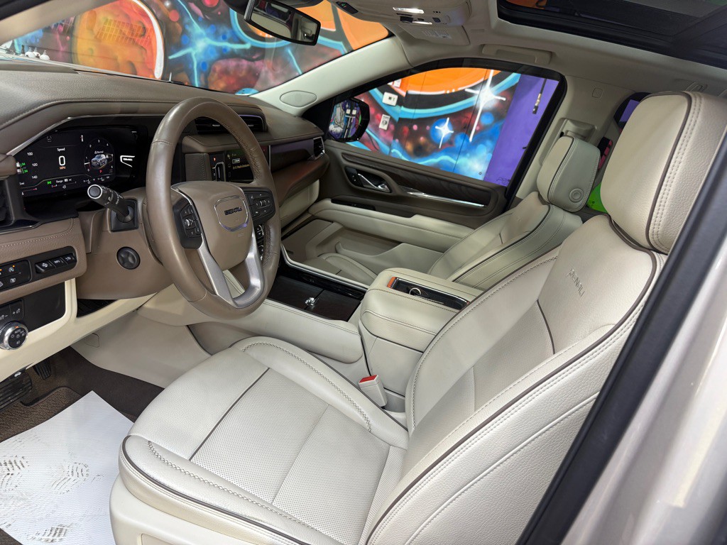 2023 GMC Yukon Image 20