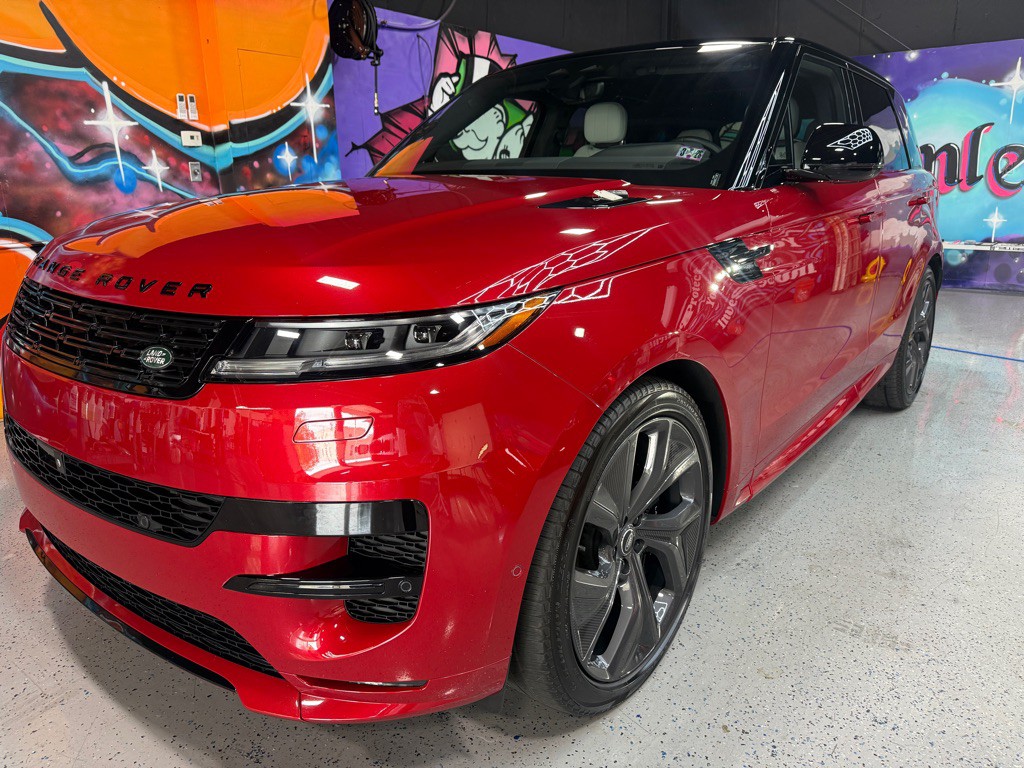 2024 Land Rover Range Rover Sport Image 1