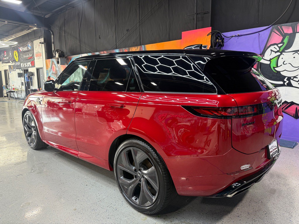 2024 Land Rover Range Rover Sport Image 3