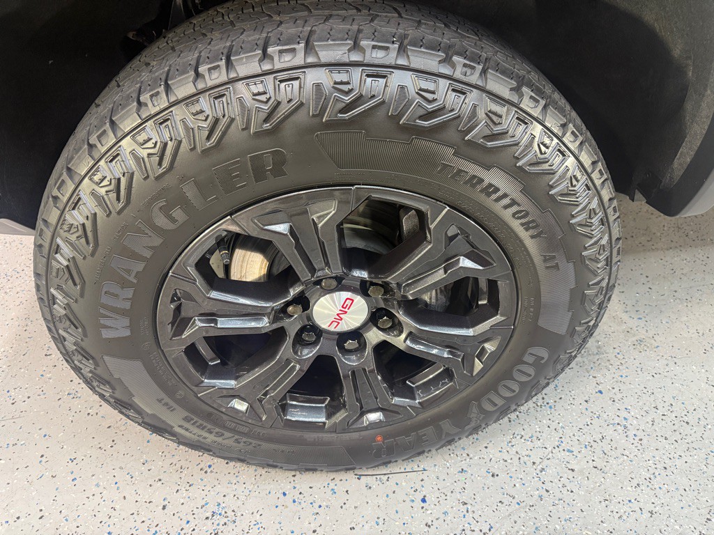 2024 GMC Canyon Image 22