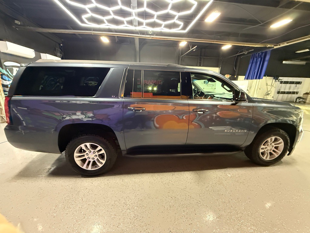 2019 Chevrolet Suburban Image 7