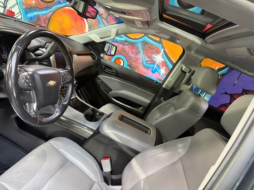 2019 Chevrolet Suburban Image 9
