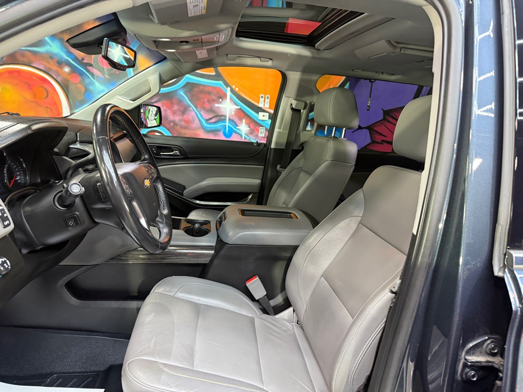 2019 Chevrolet Suburban Image 10