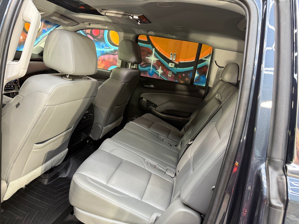 2019 Chevrolet Suburban Image 15