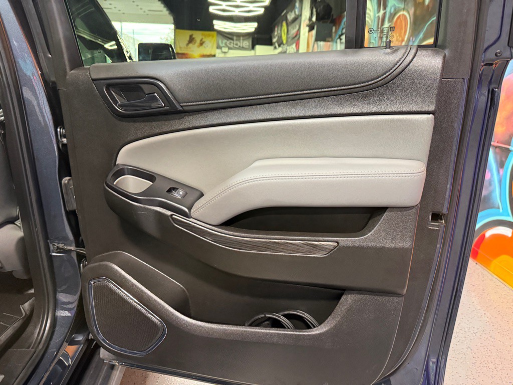 2019 Chevrolet Suburban Image 19