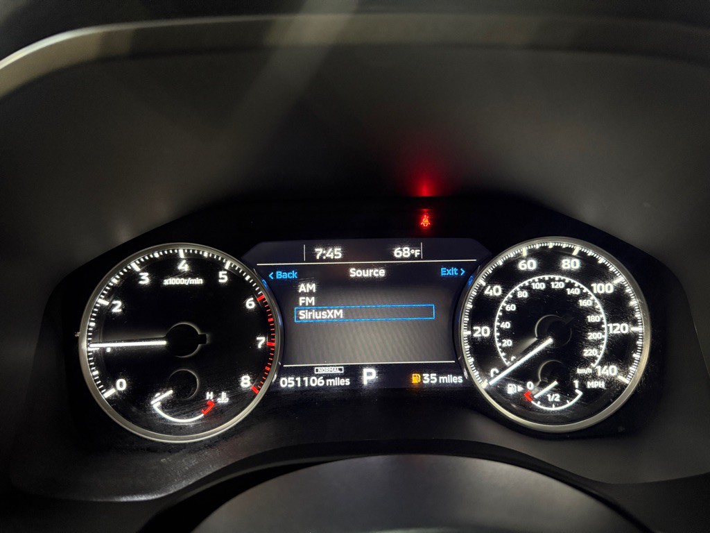 2022 Mitsubishi Outlander Image 11