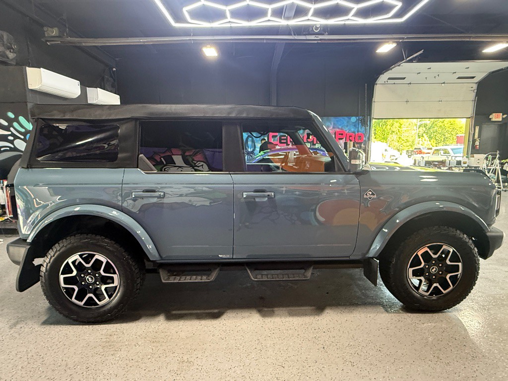 2023 Ford Bronco Image 8