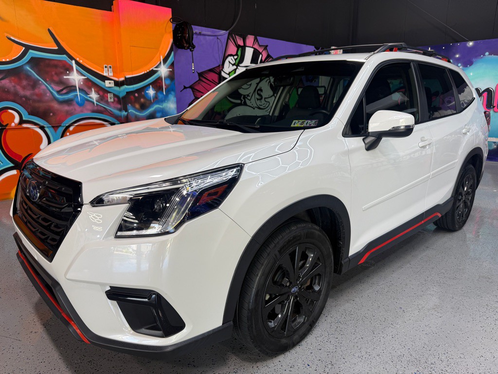 2022 Subaru Forester Image 1