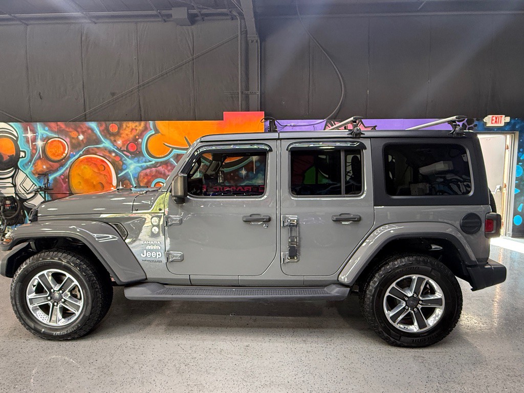 2018 Jeep Wrangler Unlimited Image 2