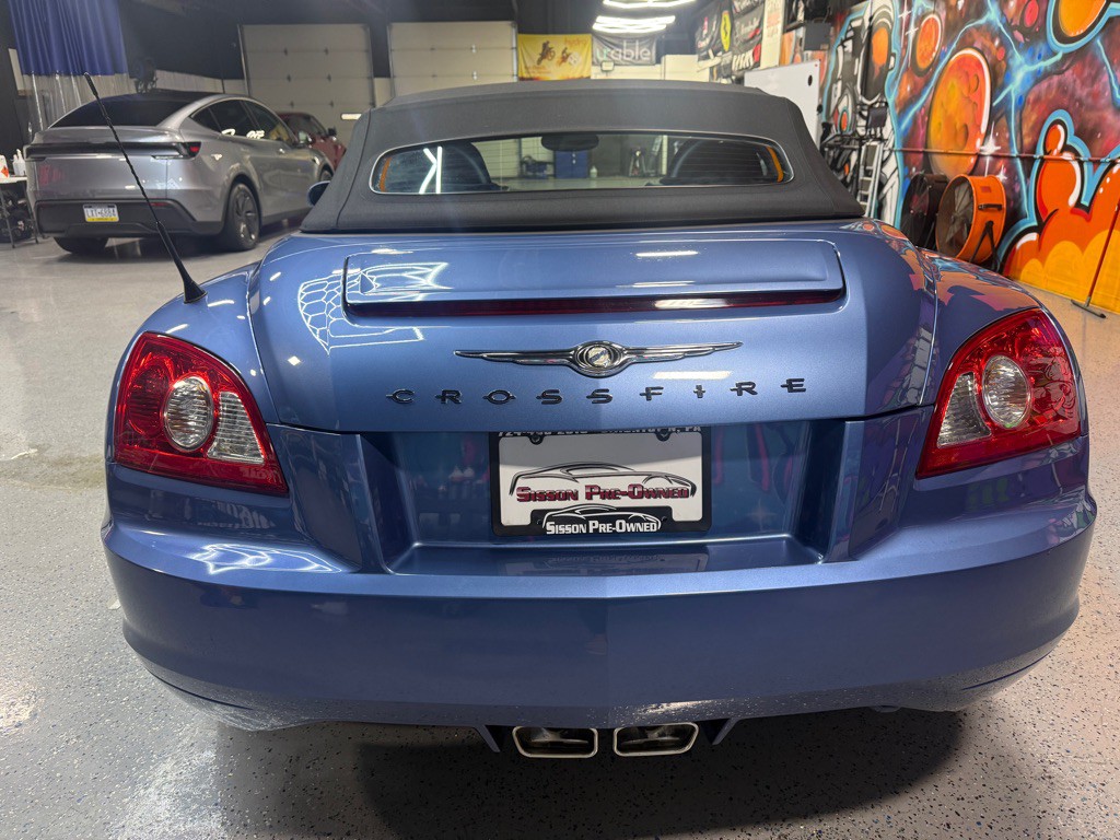 2007 Chrysler Crossfire Image 5