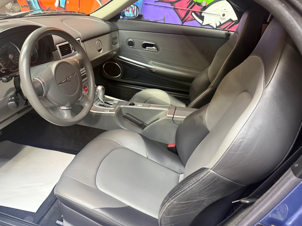 2007 Chrysler Crossfire Image 9