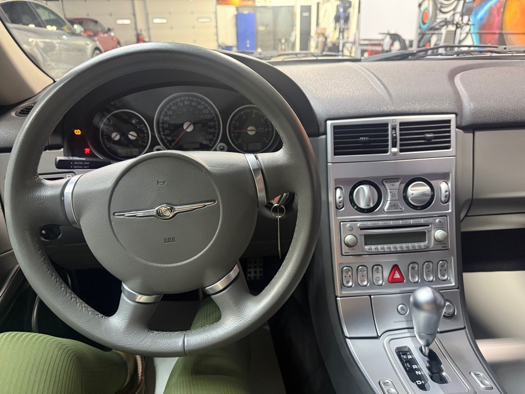 2007 Chrysler Crossfire Image 13