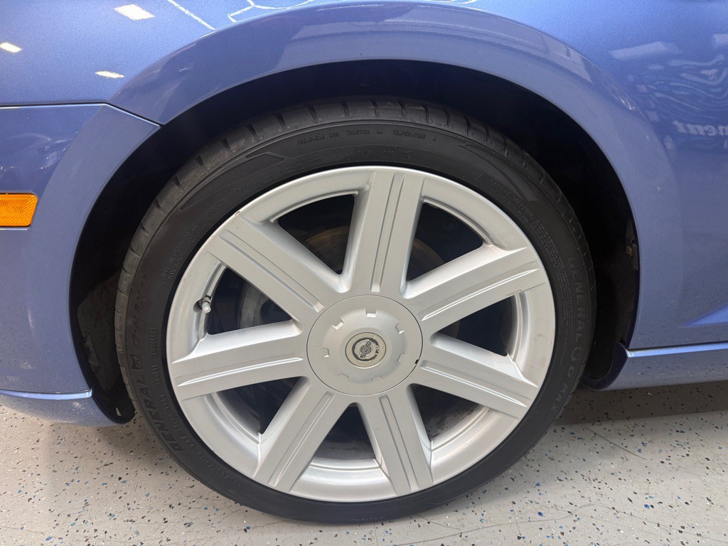 2007 Chrysler Crossfire Image 17