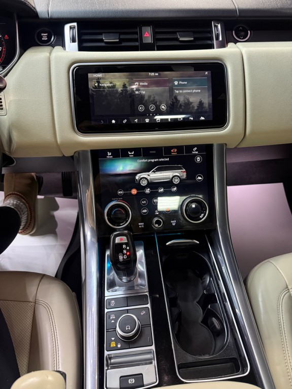 2020 Land Rover Range Rover Sport Image 15