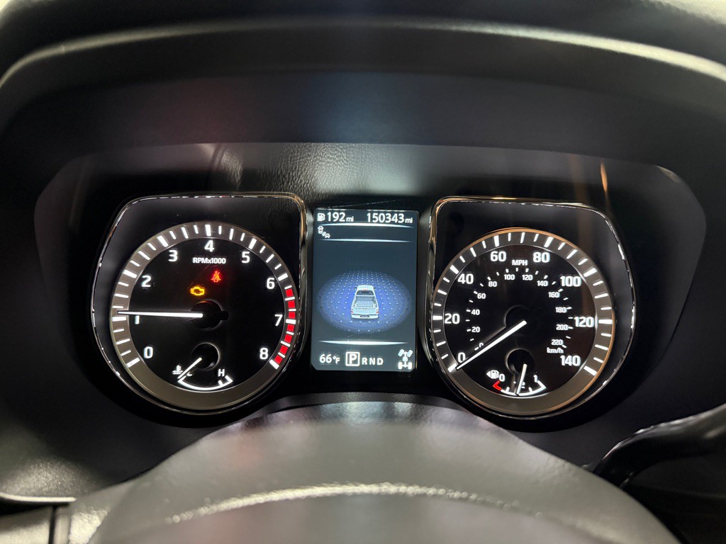 2017 Nissan Titan Image 10