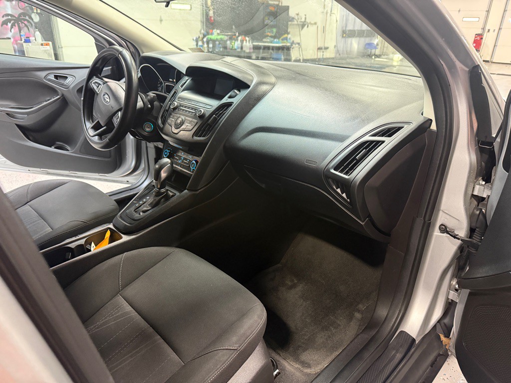 2018 Ford Focus Image 12