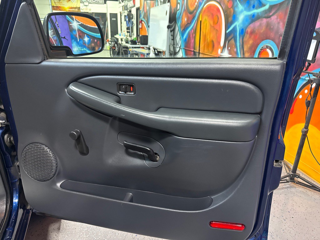 2002 Chevrolet Silverado 1500 Image 16