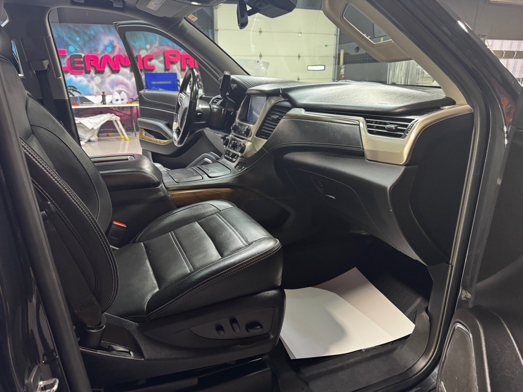 2020 GMC Yukon Image 17