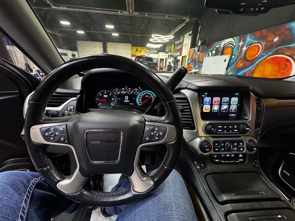 2020 GMC Yukon Image 20