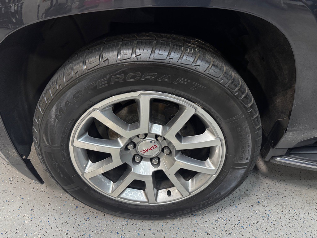 2020 GMC Yukon Image 23