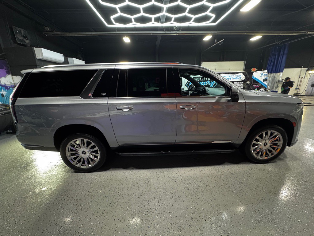 2023 Cadillac Escalade Image 6