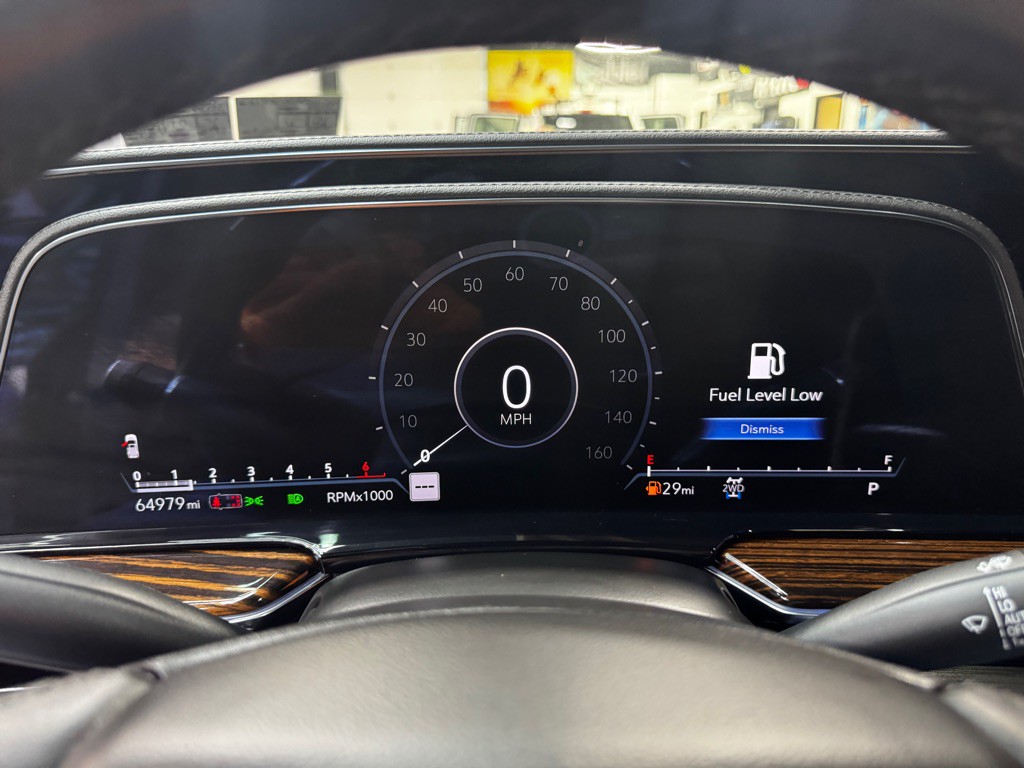 2023 Cadillac Escalade Image 12