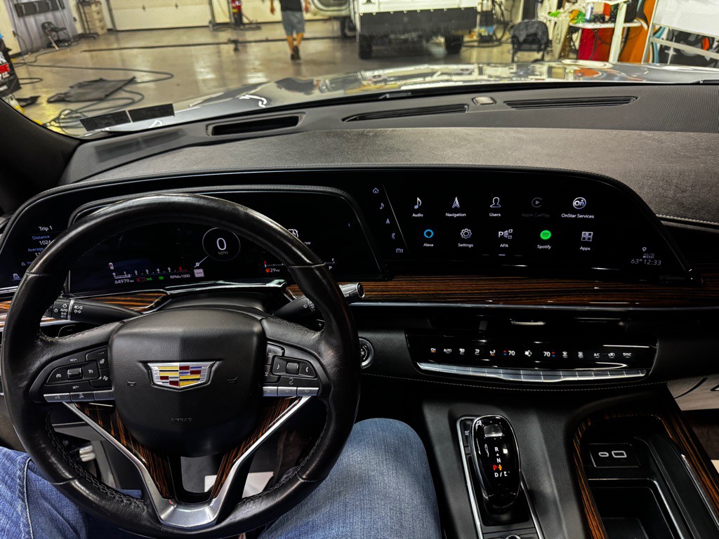 2023 Cadillac Escalade Image 13